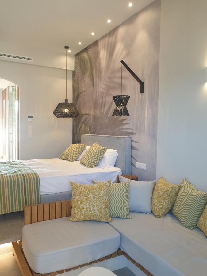 Vista Al Mare Luxury Apartments Gialova Exteriör bild